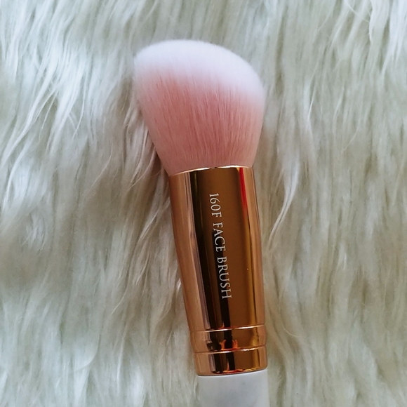 FARAH Face Brush 160F Angled Soft Dense Vegan - Picture 6 of 14